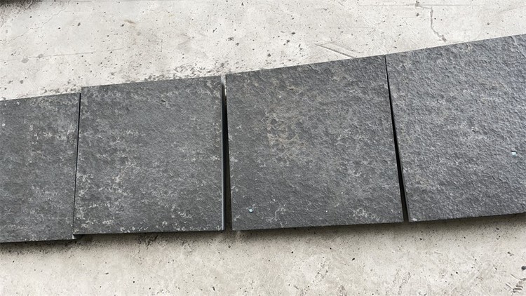 Flamed black basalt tiles Flamed black basalt tiles