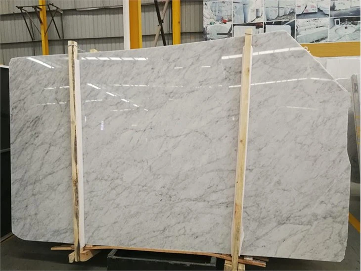 Bianco Carrara polished slab (2)