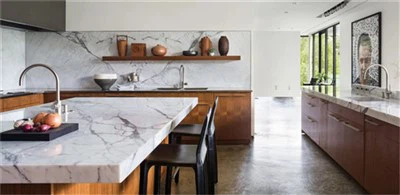 Irħam tal-Countertops abjad bil-griż abjad tad-disinn tal-kċina tal-backsplash modern